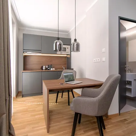 Brera Serviced Aparthotel 3*